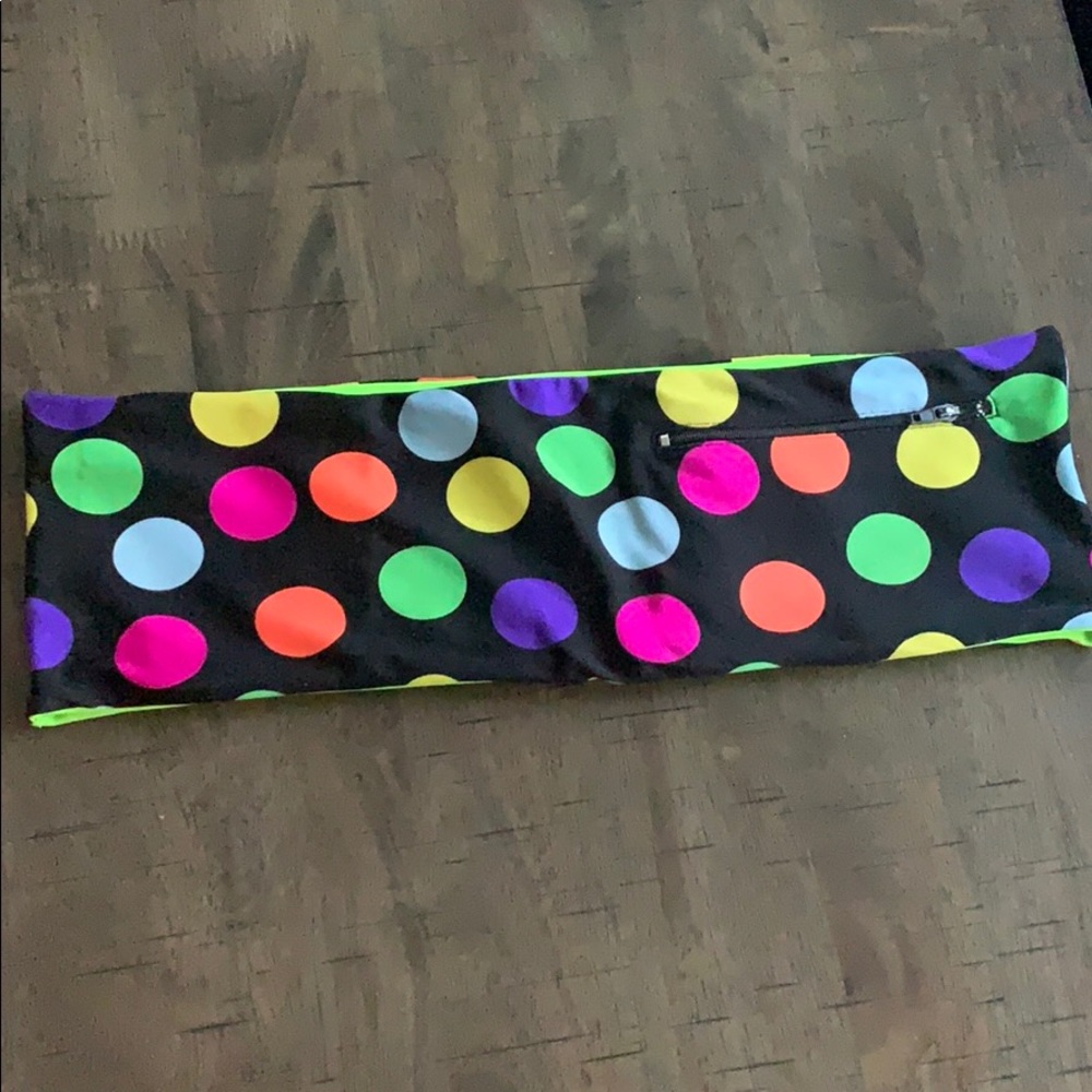 Hips-Sister waistband